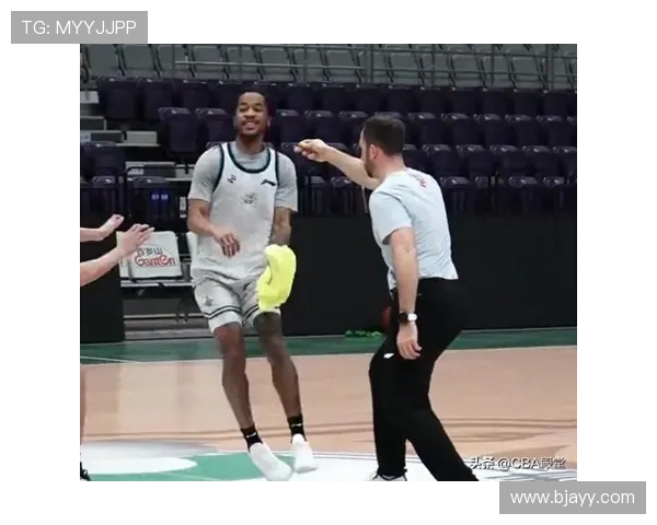 成都网球队区域防守战术解析与实战应用探讨